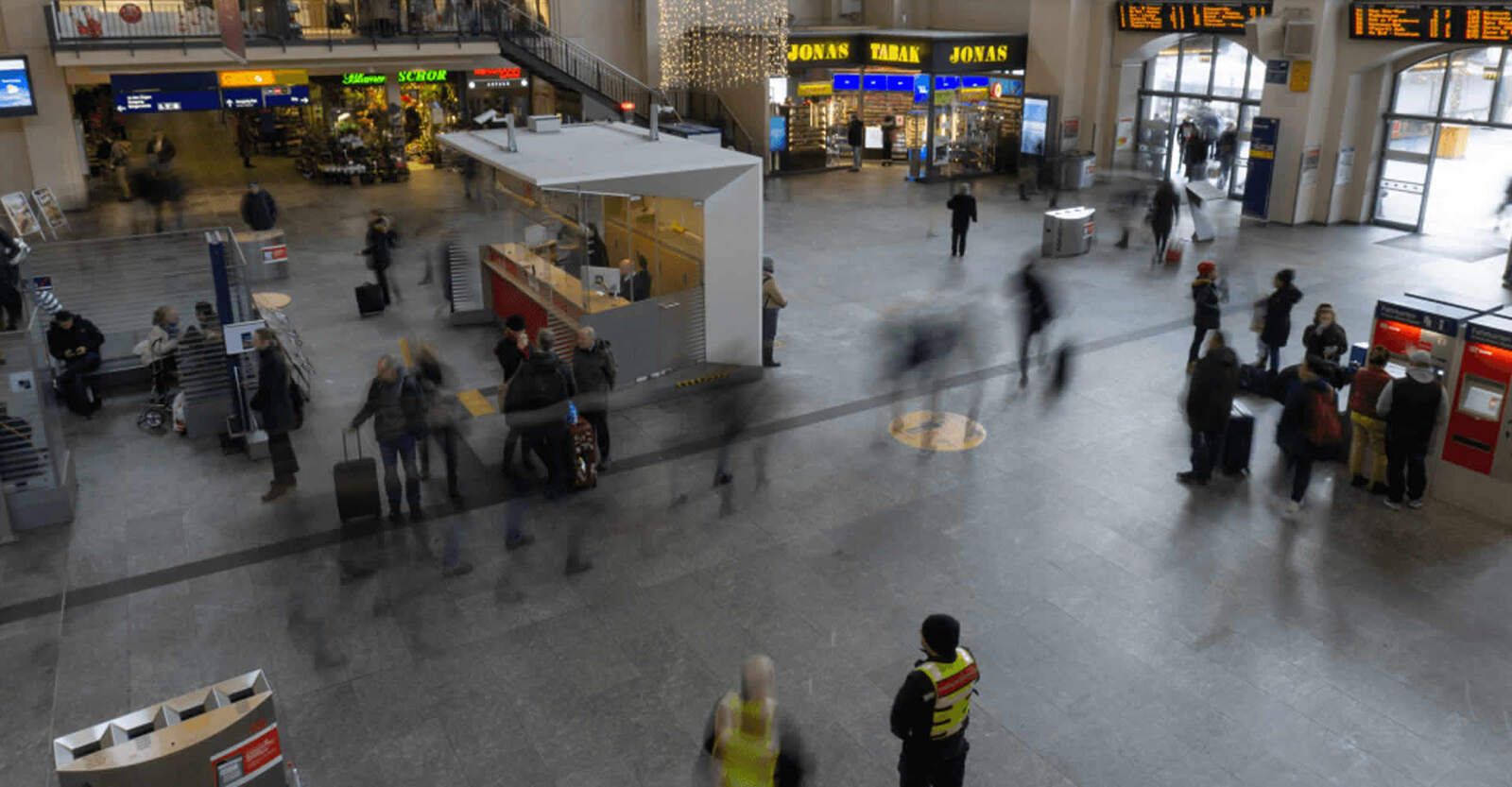 The Challenges Faced By Private Security Workers and Lone Workers